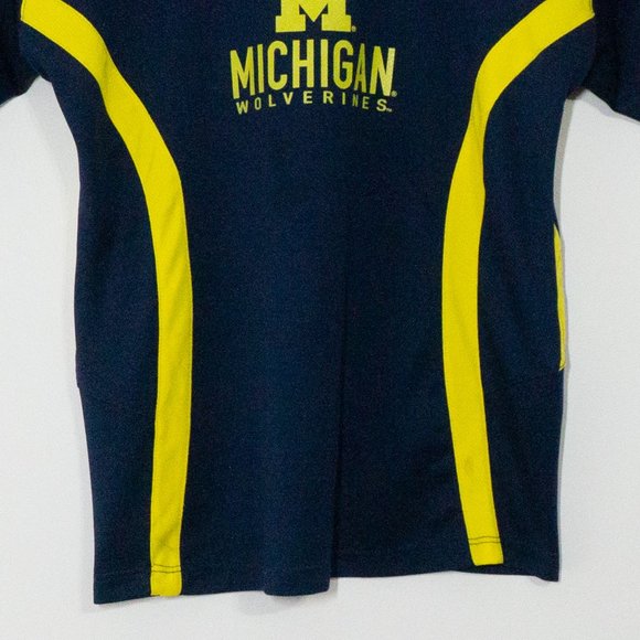 ✨3/$25✨ Michigan Wolverines Youth Athletic Tee - 8-10 - Picture 3 of 5